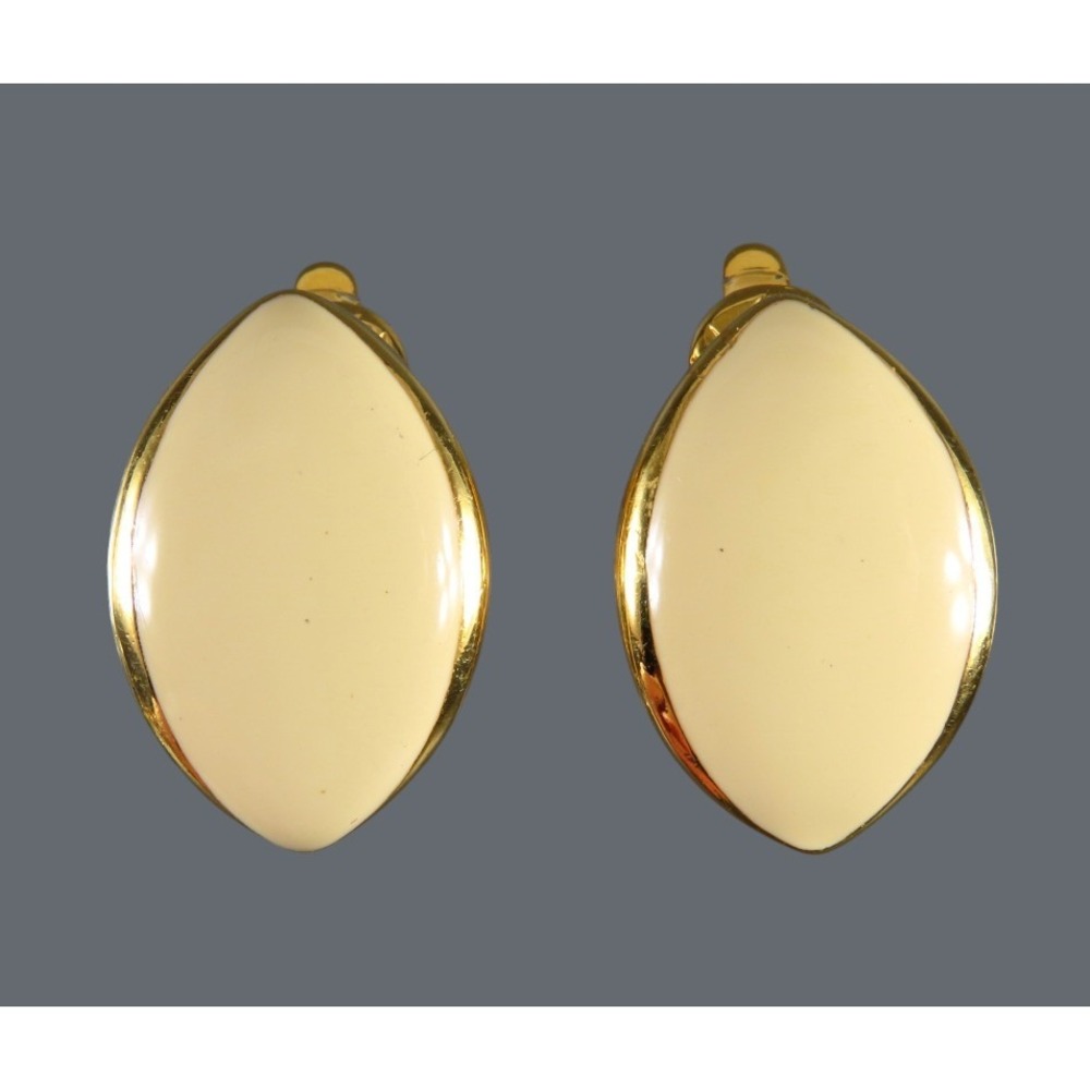 Vintage TRIFARI Clip-On EARRINGS Ivory Enamel Gold Tone MARQUISE Shaped